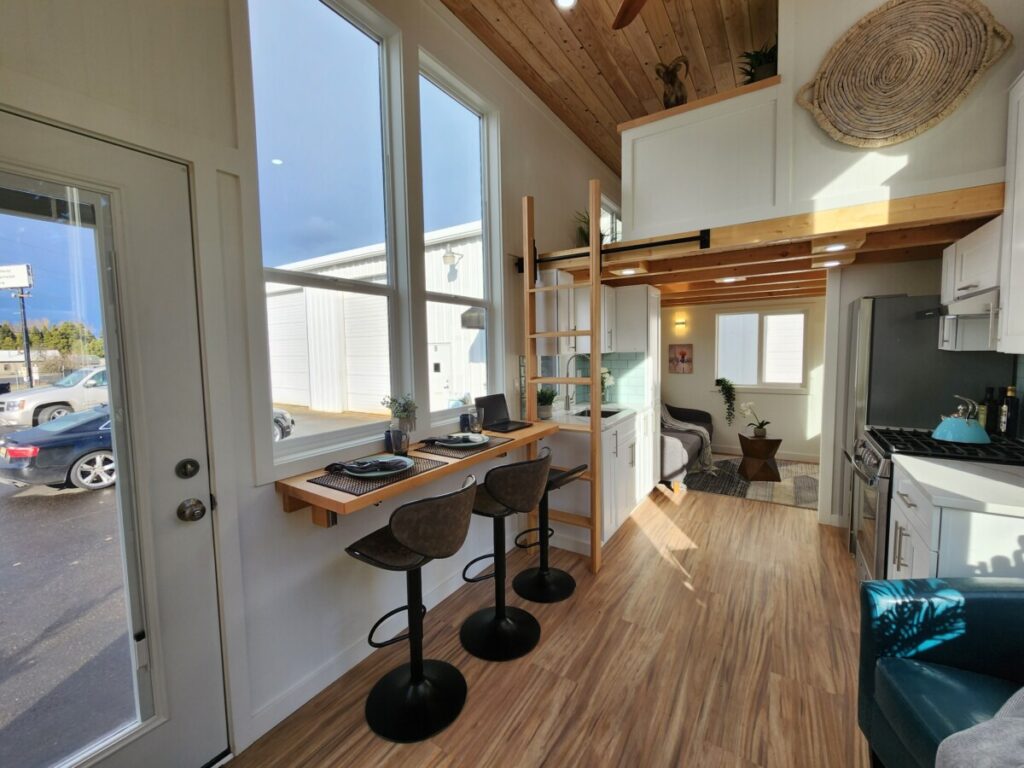Yukon — Tiny Mountain Houses